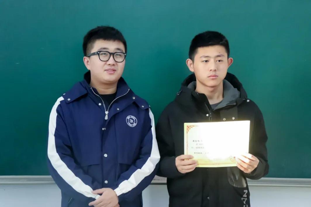 说明: 微信图片_20211118234421